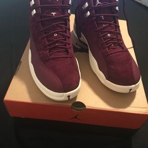 RETRO 12 Bordeaux